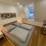 Scheuring 2 Og Sued Apartman *